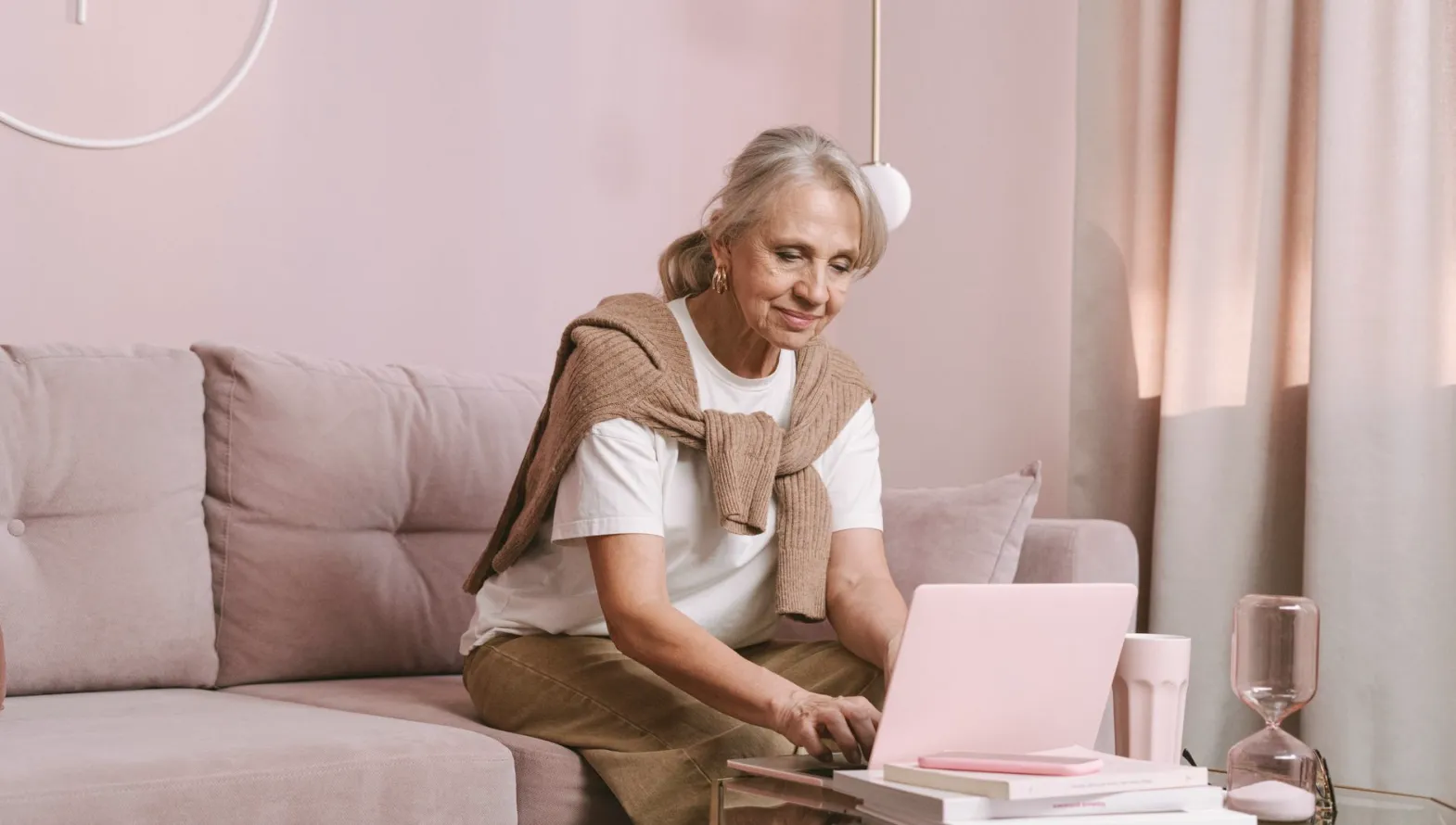 Atelier en groupe ou tri chez soi : quelle option choisir ?