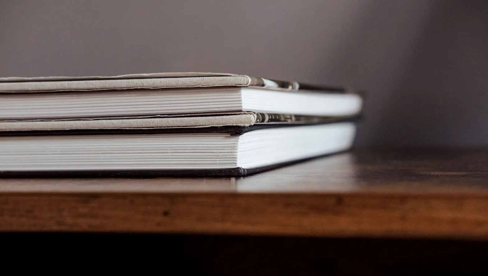 Dans les coulisses d'un livre photo imprimé, de la sélection à l'envoi